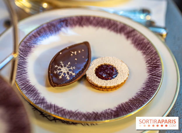 Le tea time de Noël du Crillon 2024 par Matthieu Carlin - A7C9594