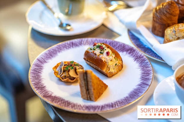 Le tea time de Noël du Crillon 2024 par Matthieu Carlin - A7C9601