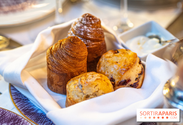 Le tea time de Noël du Crillon 2024 par Matthieu Carlin - A7C9603