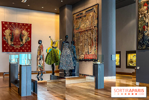 Louvre Couture : l'exposition mode évènement, la première de l'histoire du musée du Louvre - IMG 8910 jpg 2