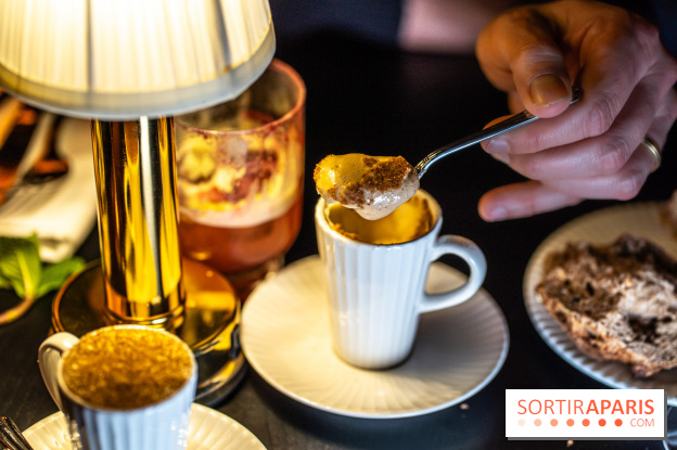 Monsieur Claude, le restaurant par Danny Khezzar à Rueil dans le 92 - CAPPUCCINO DE POMME DE TERRE Purée de pomme de terre, siphon de pain grillé