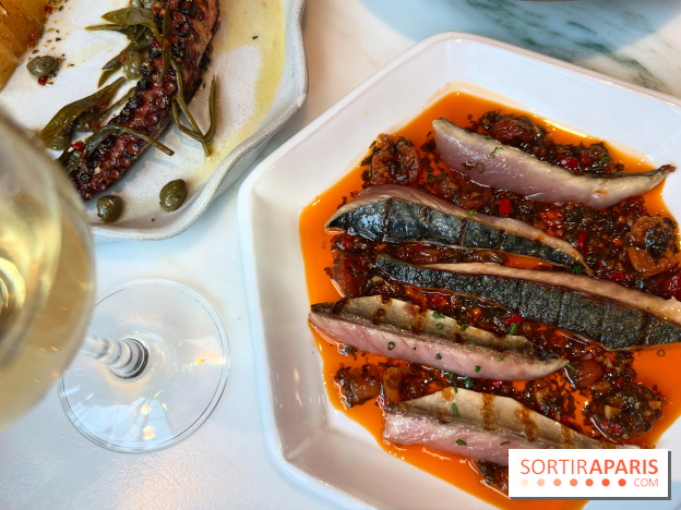 Ypseli - Maquereaux sauce Corfou