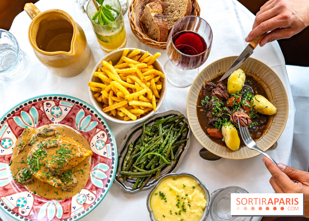 Margaux, le restaurant français typique, face à la Tour Eiffel - A7C09284