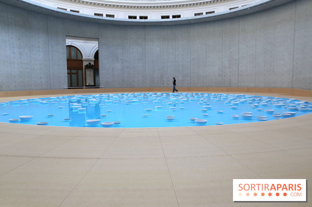 Clinamen, nos photos de l'une installation aquatique et musicale à la Bourse de Commerce - Clinamen Bourse de Commerce 1