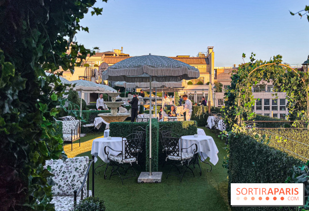 Le Marta, le bar à cocktails perché sur le rooftop de l'Hôtel Barrière Fouquet's Paris tout l'été 2025