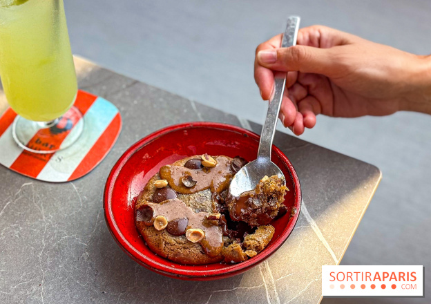 Bar Les Ombres : cocktails & tapas sur le rooftop du Musée du Quai Branly avec vue sur la tour Eiffel - Facetune 23 08 2025 23 06 31