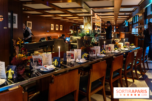 Le Dîner Renversé des Grands Voyageurs - table