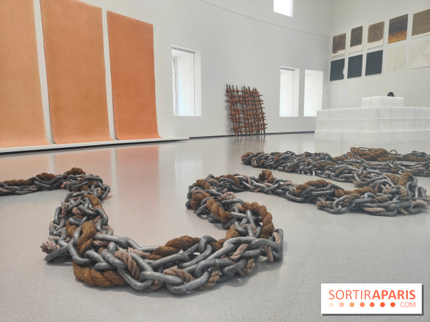Minimal, quand l'art va à l'essentiel : l'exposition de la Bourse de Commerce se dévoile
