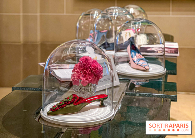 Manolo Blahnik Crillon - 1D66D531 3F6F 485B 9F88 D3F5DDFA7E71