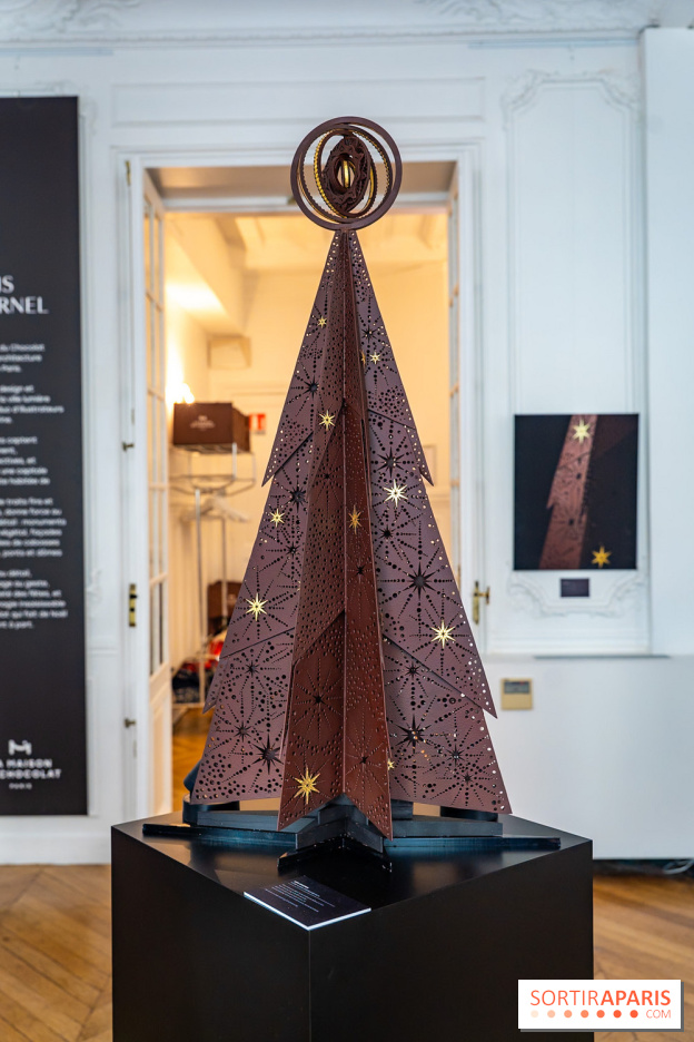 Bûche de Noël Opéra Garnier de la Maison du Chocolat 2025 - photos - A7C07780