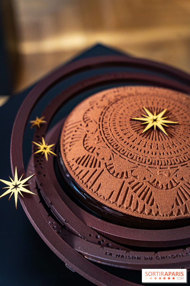 Bûche de Noël Opéra Garnier de la Maison du Chocolat 2025 - photos - A7C07798