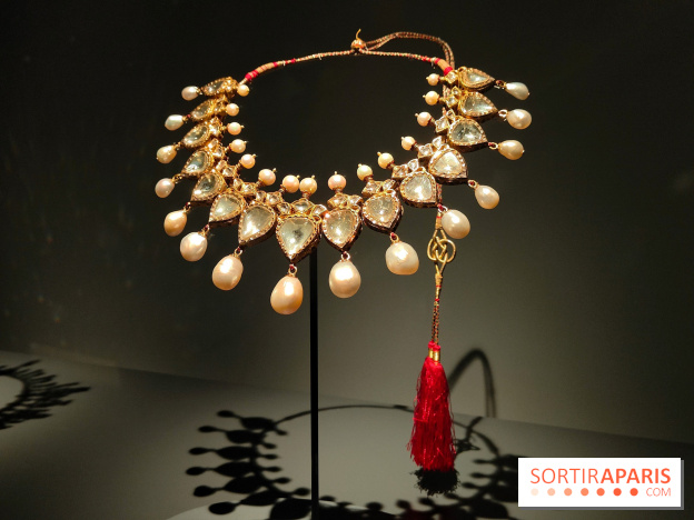 Joyaux dynastiques : une exposition qui brille de mille feux à l'Hôtel de la Marine à Paris - fotor 1765279188659