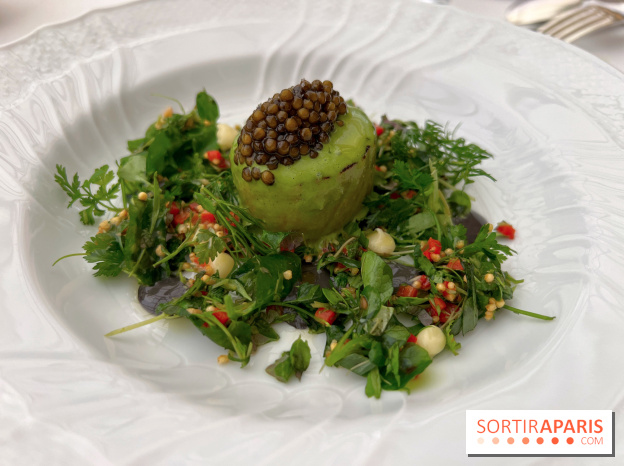 La Véranda, La Réserve Hôtel & Spa - Saumon brulé, taboulé, caviar 