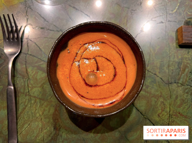 Mantra - Mousse au chocolat, sésame noir, gingembre confit