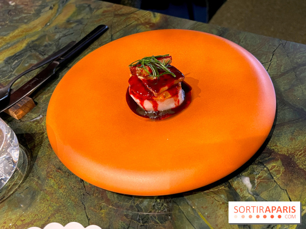 Mantra - St-Jacques pochée, orange sanguine, poitrine croustillante