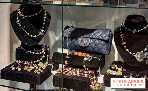 Une exposition mode gratuite de centaines de pièces Chanel dans une sublime maison de ventes à Paris - IMG 3333