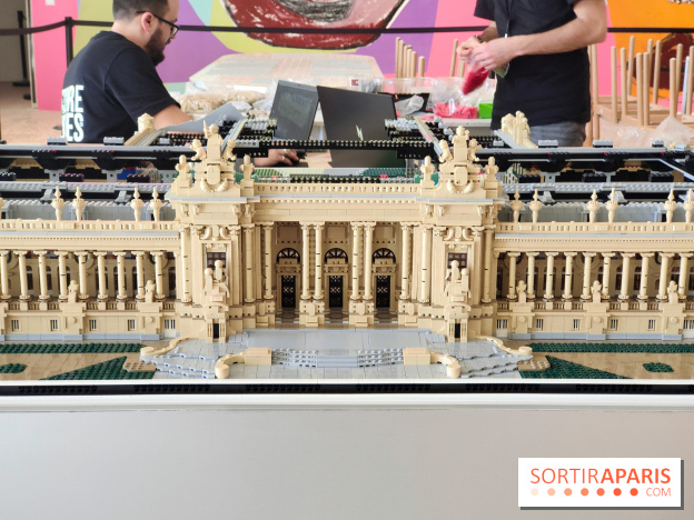 Insolite : assistez au montage en live d'une maquette LEGO du Grand Palais - fotor 1772017327222
