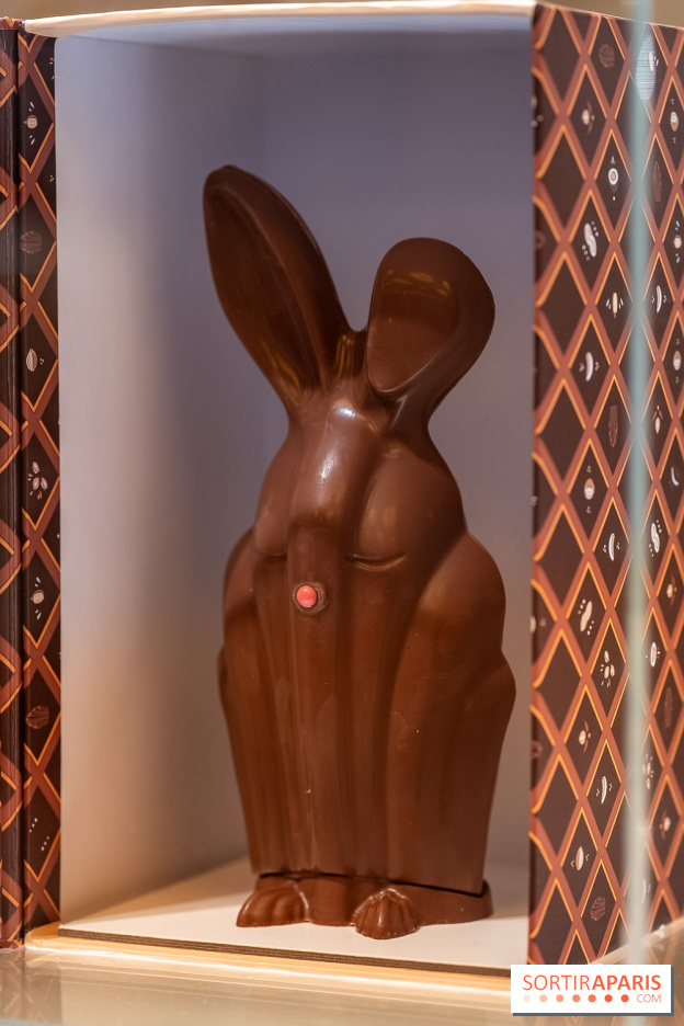L'oeuf de Pâques gaufrette et chocolats du Ritz Paris le Comptoir