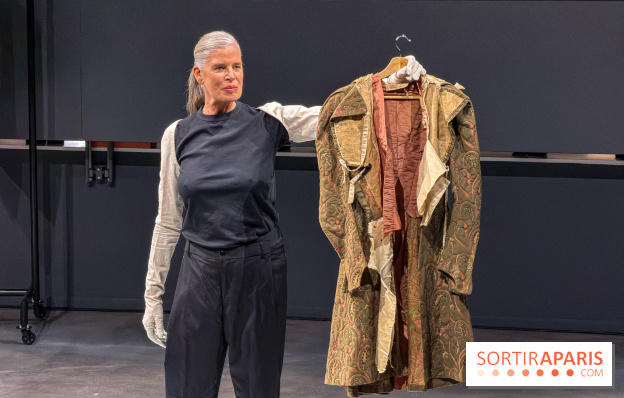 Le Musée Vivant de la Mode d'Olivier Saillard : exposition-performance à la Fondation Cartier - IMG 6177