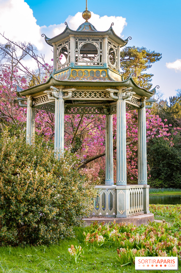 Le Parc de Bagatelle au printemps, cerisier, tulipes et jonquilles - photos
