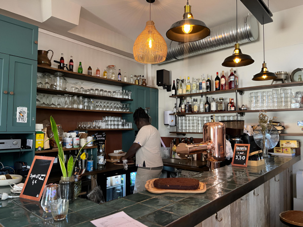 Maison Faitout, le bar-restaurant convivial dans le 10e
