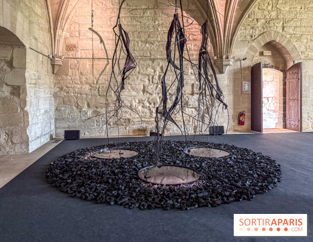 Inkarna : l’exposition de Yosra Mojtahedi à l’Abbaye de Maubuisson