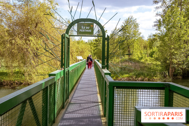 La terrasse du Moulin de Nemours, la guinguette estivale en bord de Loing 77 - A7C04905