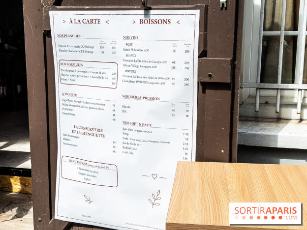Guinguette du dispensaire et Foodtruck des Écuries au parc du Dispensaire de Sartrouville dans les Yvelines - photos