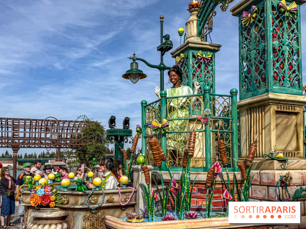 Disneyland Paris : la Cavalcade des Princesses Disney à Disney Adventure World