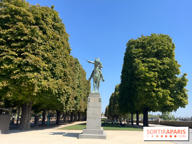 La promenade du Cours de la Reine - Simon Bolivar