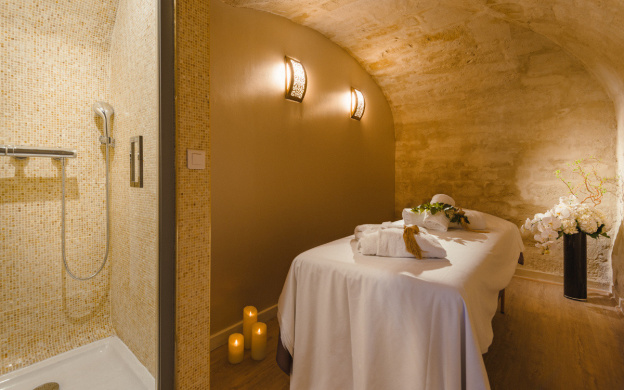 Brucnh, Spa et Yoga aux Jardins du Marais 