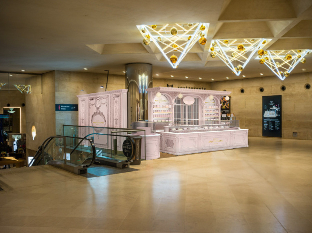 Le Café Pouchkine s'installe au Louvre