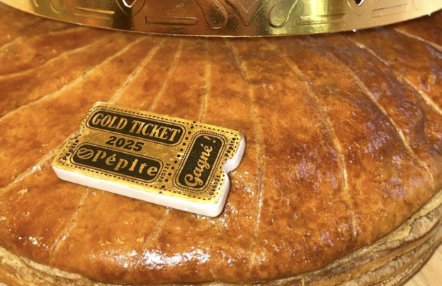 Les galettes des rois artisanales de Pépite Boulangerie dans le 11e : Frangipane et Sésame Noir