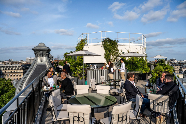 Maggie Rooftop, la terrasse à la vue magique sur le Sacré Cœur dans le 9e arrondissement 