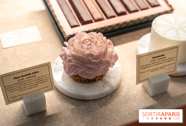 Nina Métayer ouvre "Destination Chocolat" à la Samaritaine