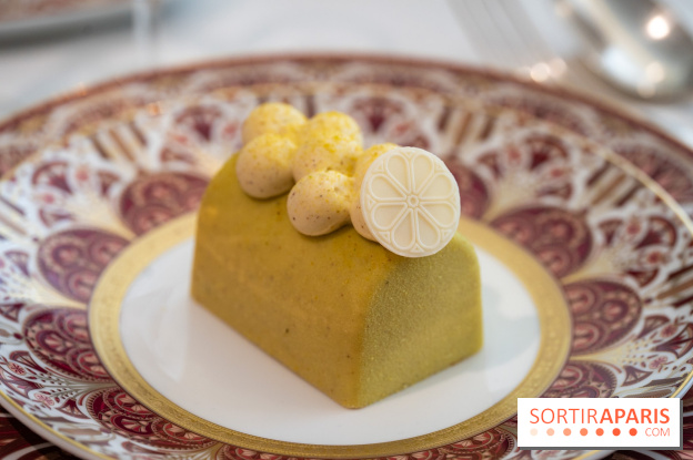 Les bûches de Noël de Nina Métayer 2025 : Noël en Alsace