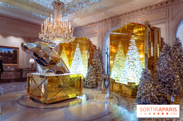 Le bar et salon de thé enchanté de Noël du George V 2025