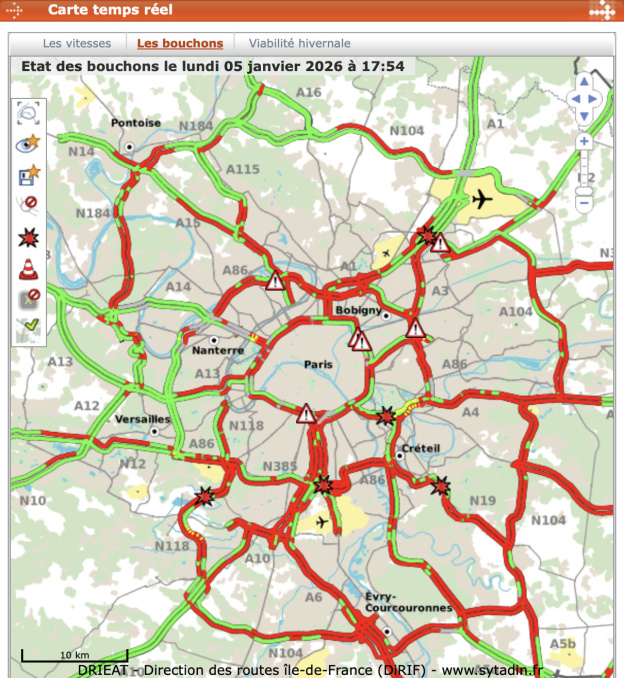 Neige et verglas en Ile-de-France, plus de 1000 km de bouchons, un record !