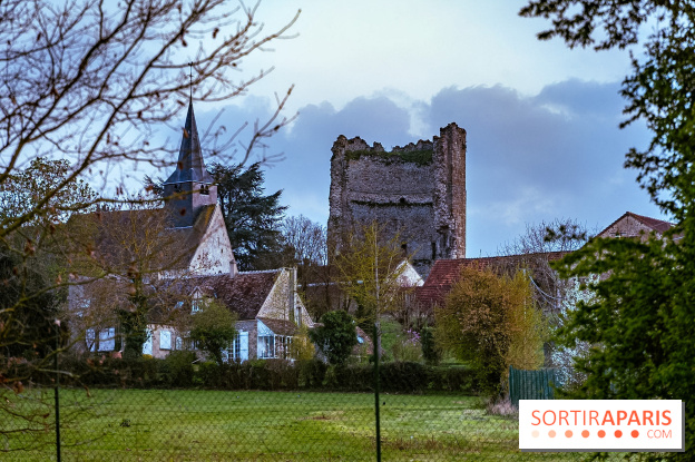 Le donjon de Maurepas dans les Yvelines