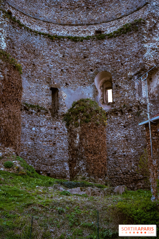 Le donjon de Maurepas dans les Yvelines