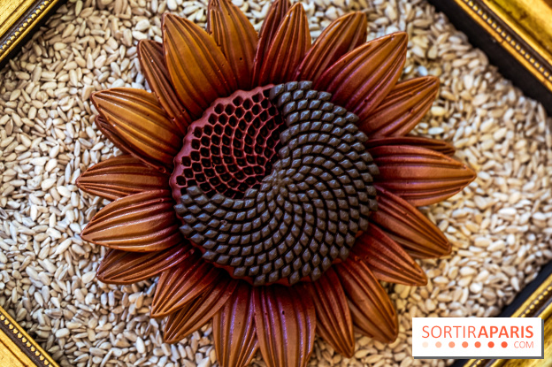 L'Oeuf de Pâques Tournesol du Péninsula Paris, la "Fleur de Lumières" par Anne Coruble