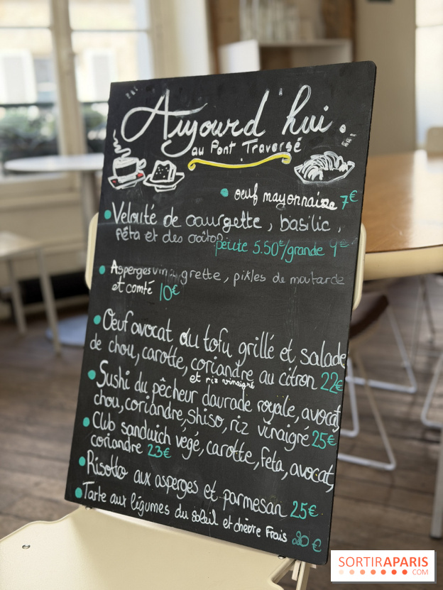 Le Pont Traversé, ce coffee shop douillet à la façade classée, se réinvente