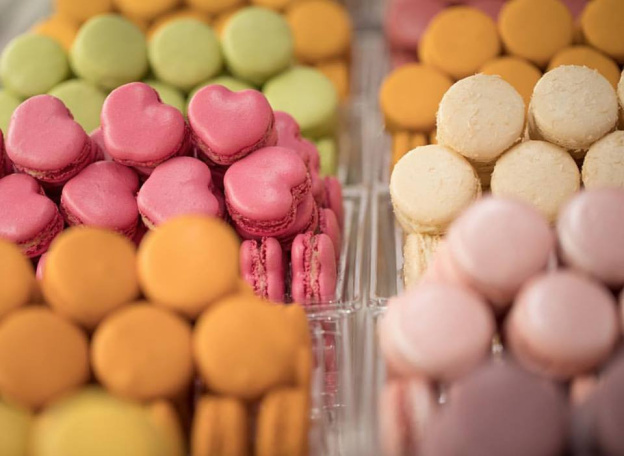 Macaron only dans la nouvelle boutique Ladurée