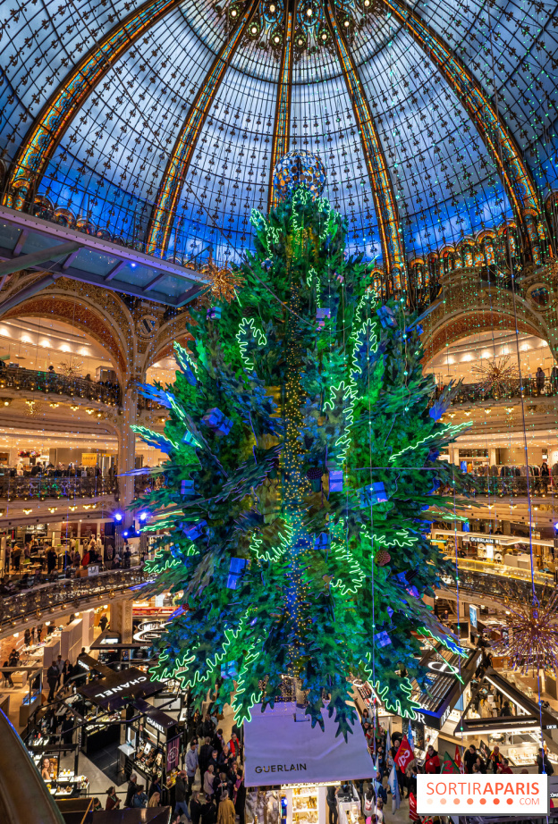 Sapin de Noël des Galeries Lafayette 2022