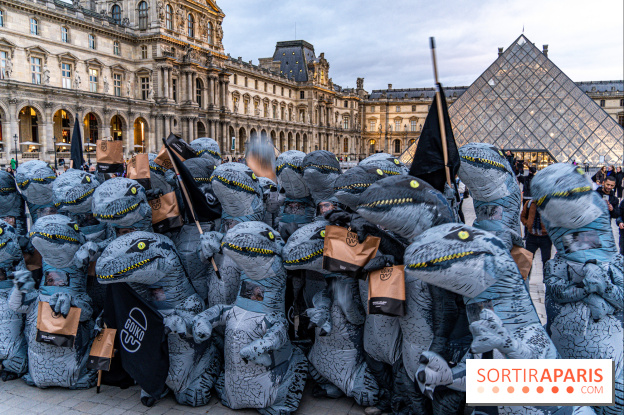 Quand des dinosaures défilent à Paris