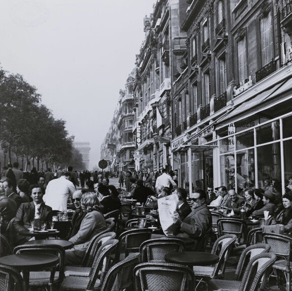 Le saviez-vous ? D’où vient le nom des Champs-Elysées ?
