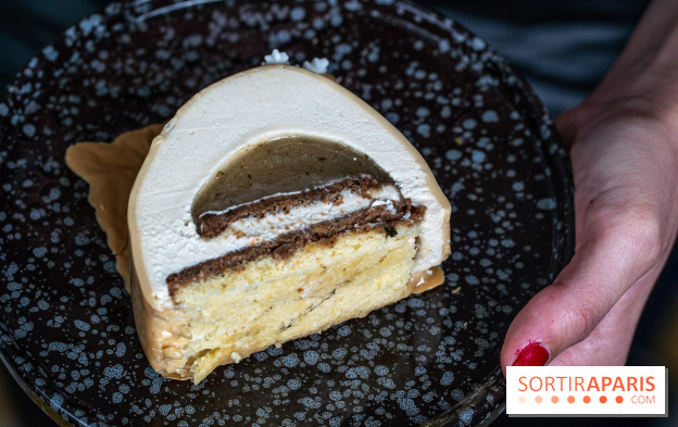 Bûche de Noël "Slalom" par Merouan Bounekraf en Livraison Nationale