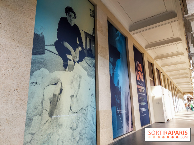 Paris : une installation de photos visible sur la future Fondation Cartier située près du Louvre