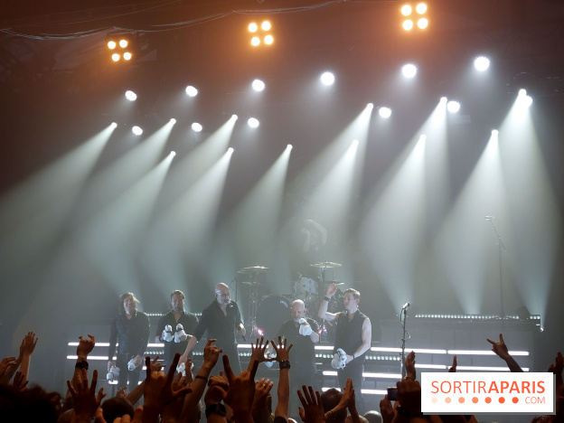Eisbrecher en concert à L'Élysée Montmartre à Paris: on y était, on vous raconte