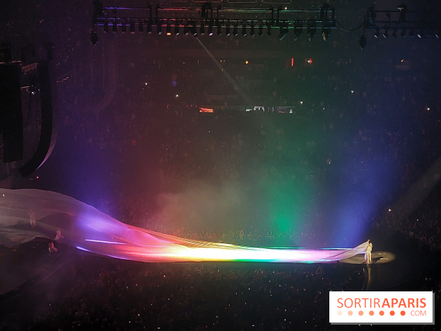 Lady Gaga livre un incroyable opéra gothique à l’Accor Arena de Paris: on y était, on vous raconte 